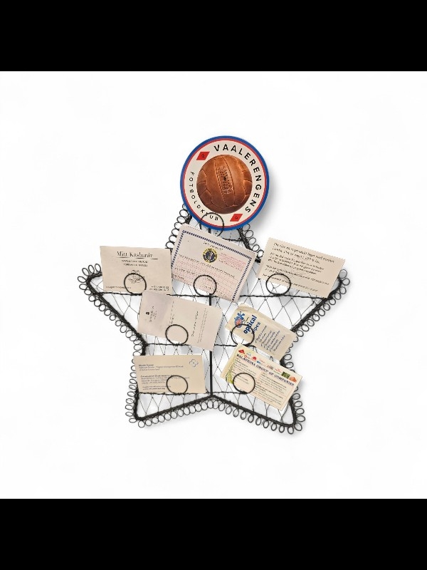 Stjerneformet oppslagstavle i ståltråd